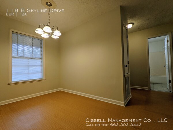 Building Photo - 118B Skyline Dr.