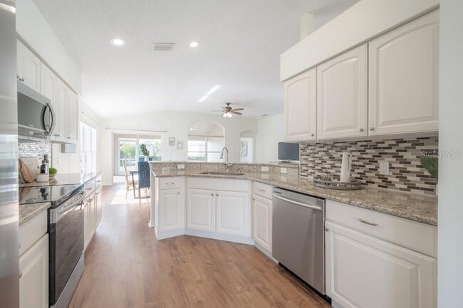 Building Photo - 1639 Arbor Knoll Loop