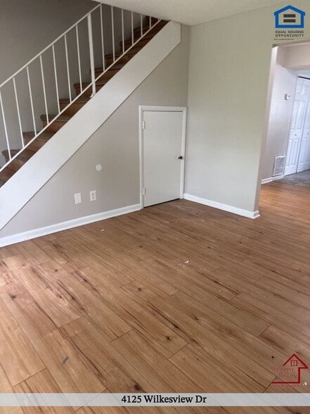 Building Photo - 4125 Wilkesview Dr