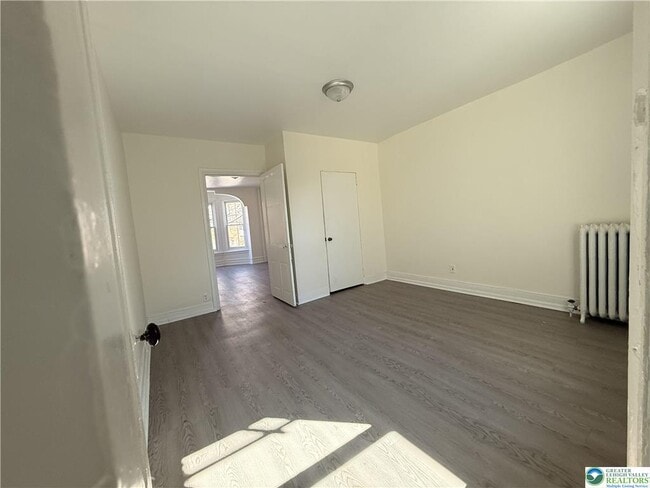 Building Photo - 204 N Ninth St