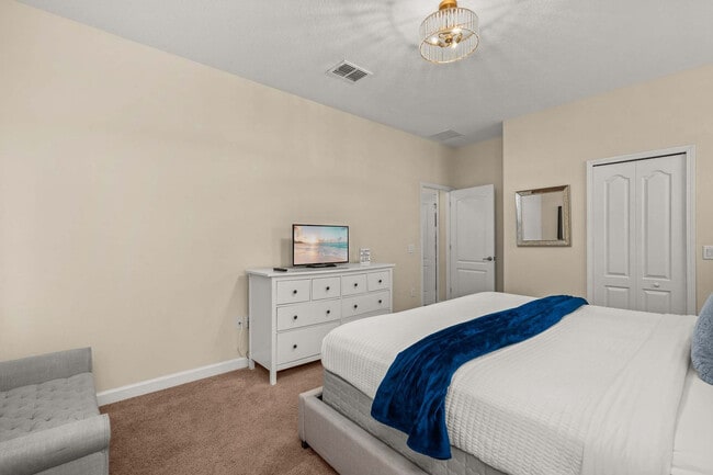 Building Photo - 1429 Wexford Way