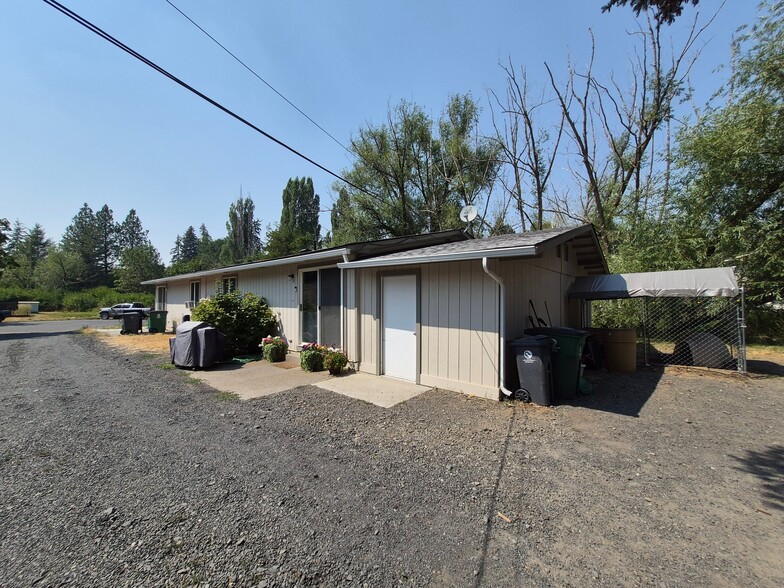 Building Photo - 1214 Hanson Ave