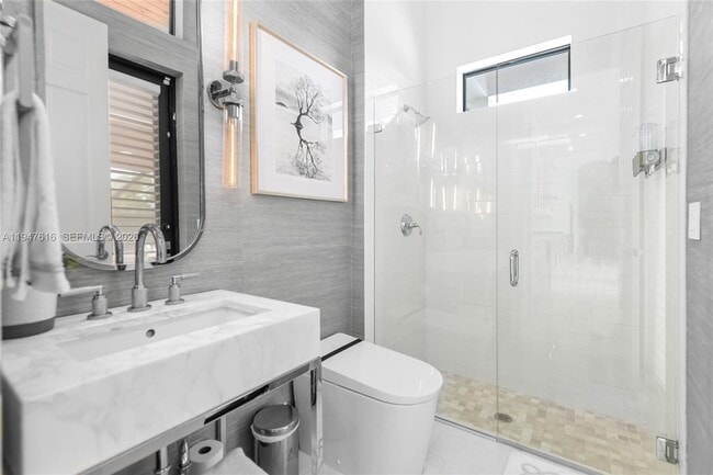 Building Photo - 10220 Sweet Bay Ct