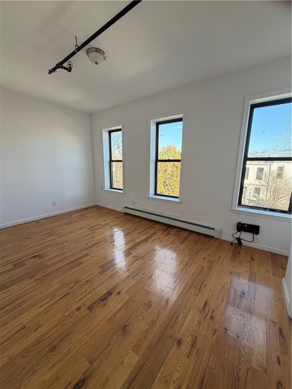 Building Photo - 461 45th St