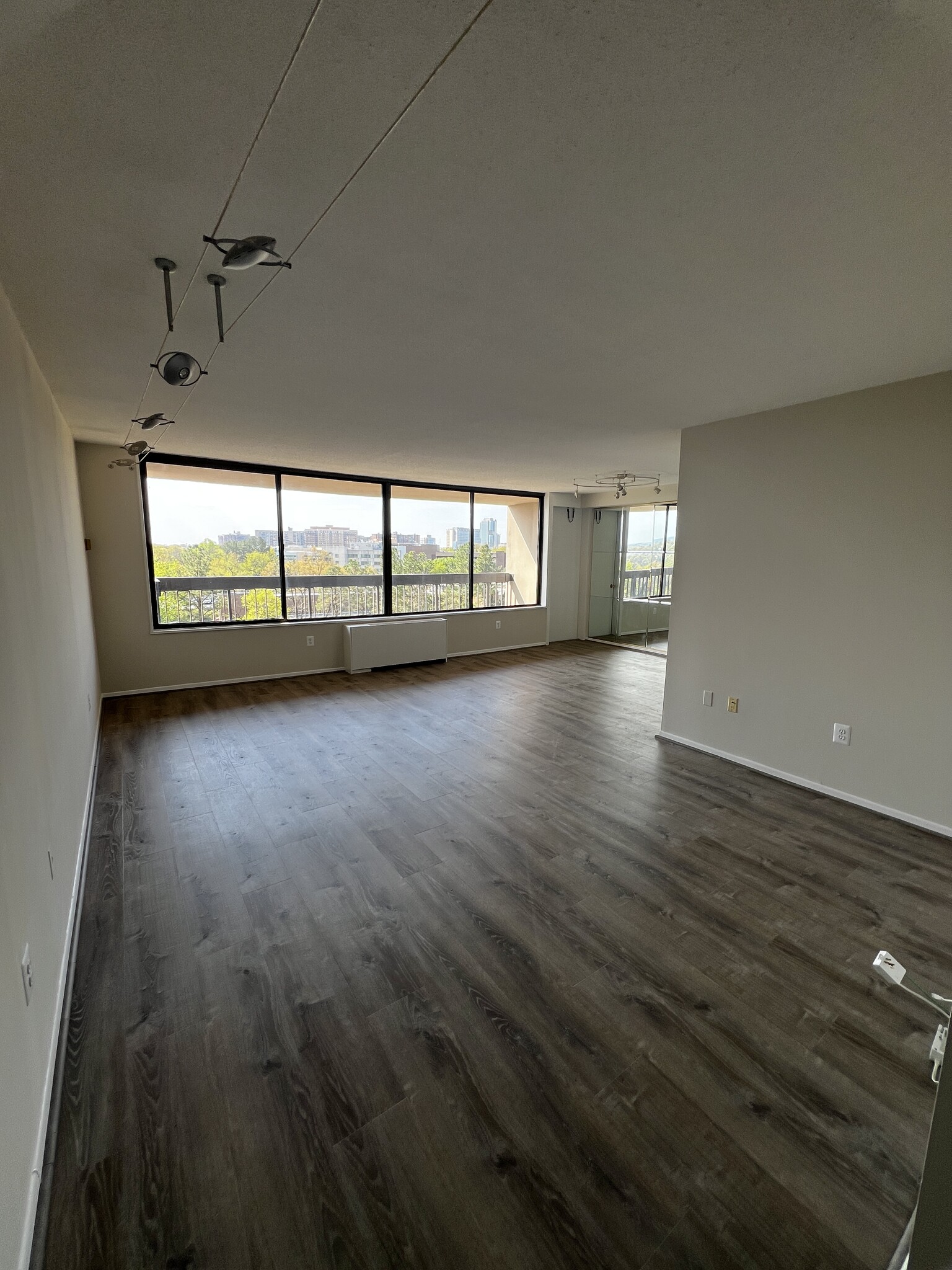 Building Photo - 3705 S George Mason Dr