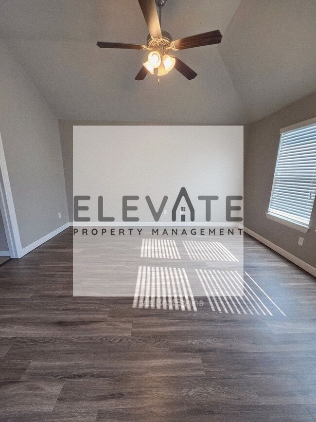 Building Photo - 10604 NW 21st St