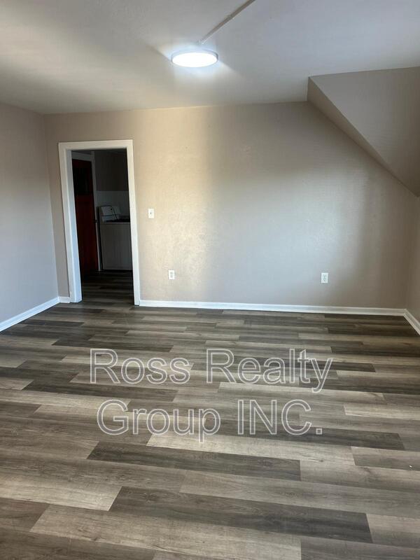 Building Photo - 2816 Lagrange St