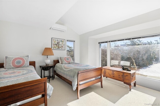 Building Photo - 32 Dune Ln