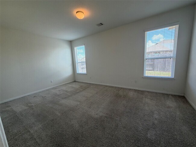 Building Photo - 4802 Greenfield Springs Ln