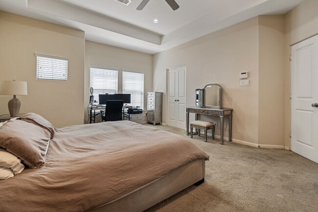 Building Photo - 3935 Gibson St