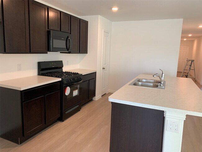 Building Photo - 18118 Rockvine Dr