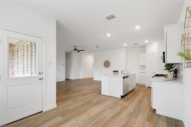 Building Photo - 3025 Riddler Wy