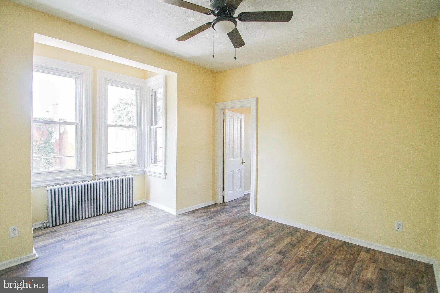 Building Photo - 3068 N Percy St