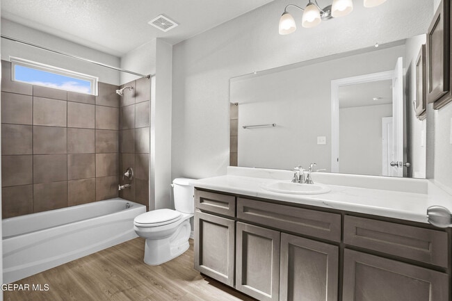 Building Photo - 1056 Nalito Beltran Pl