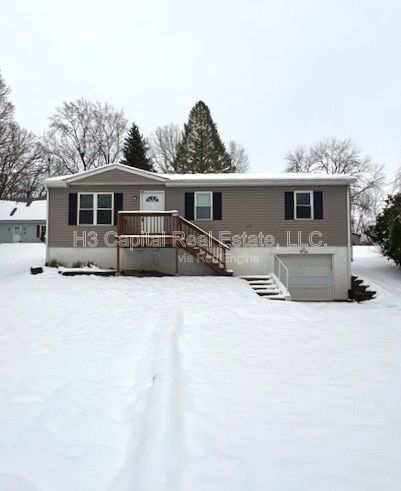 Building Photo - 416 S Main St