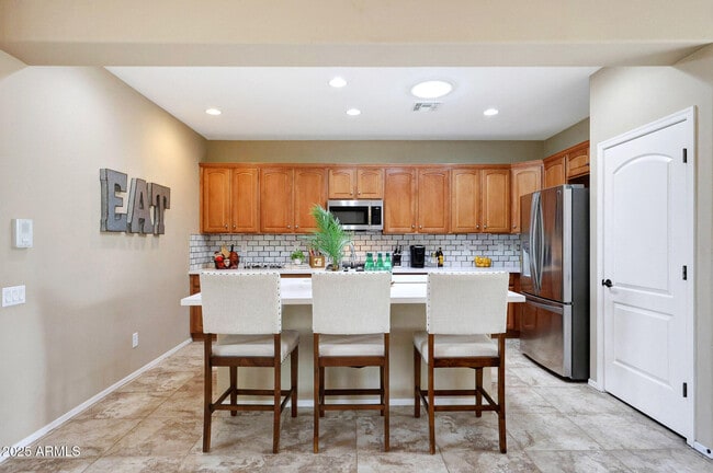 Building Photo - 13129 W Junipero Dr