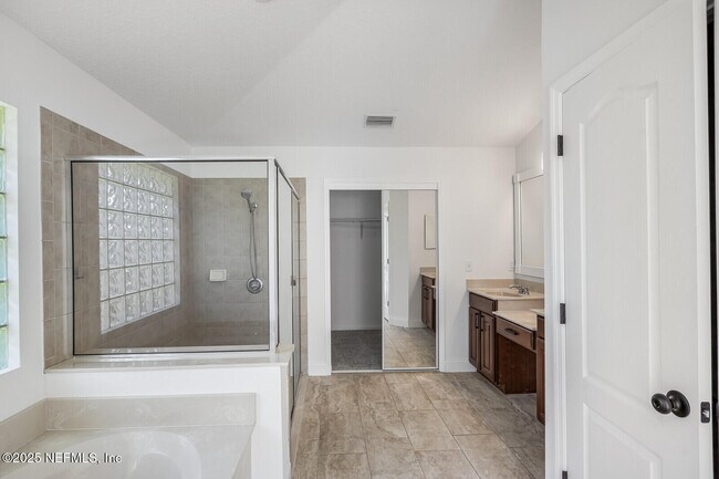 Building Photo - 737 Hazelmoor Ln