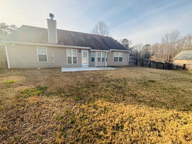 Building Photo - 607 McDowell Ln