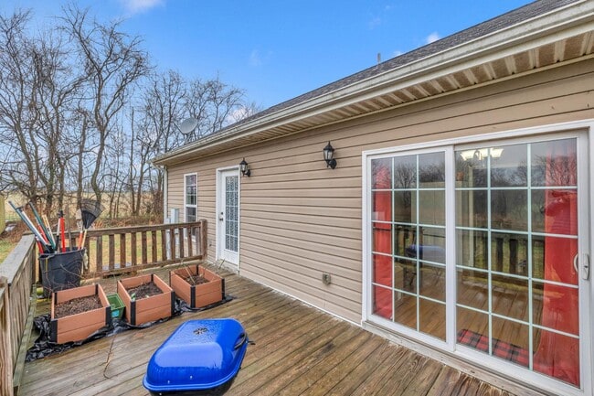 Building Photo - 6015 Hwy 76 E