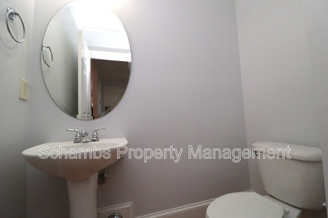 Building Photo - 933 Portstewart Dr