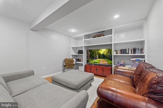 Building Photo - 43340 Wintersrun Ct