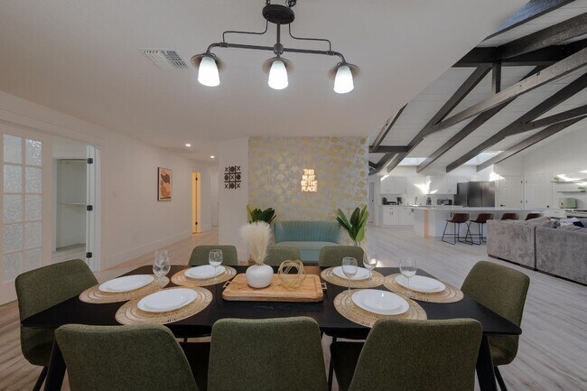 Building Photo - 1775 Harbor Rd