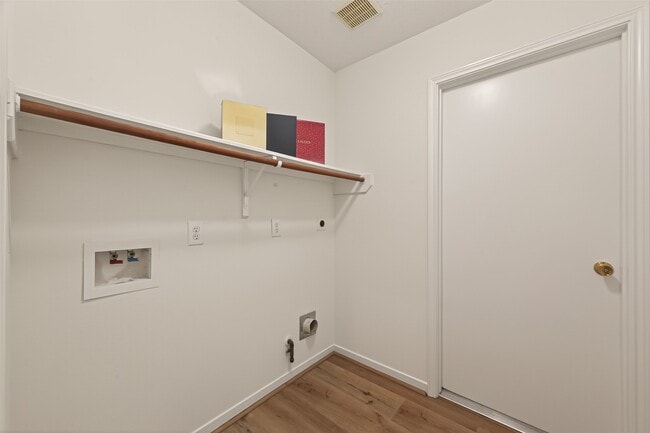 Building Photo - 14819 Appaloosa Ave