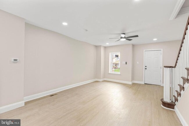 Primary Photo - 7010 Cedar Park Ave