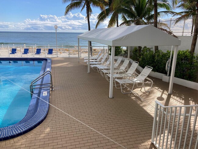 Building Photo - 4010 Galt Ocean Dr