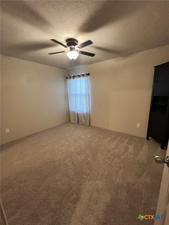 Building Photo - 1057 Clarkston Dr