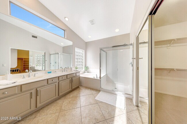 Building Photo - 7311 E Wingspan Way
