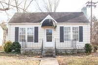 Building Photo - 2 BR/2BA | Newly Renovated Single Family Home | Additional Storage| In North Knoxville!