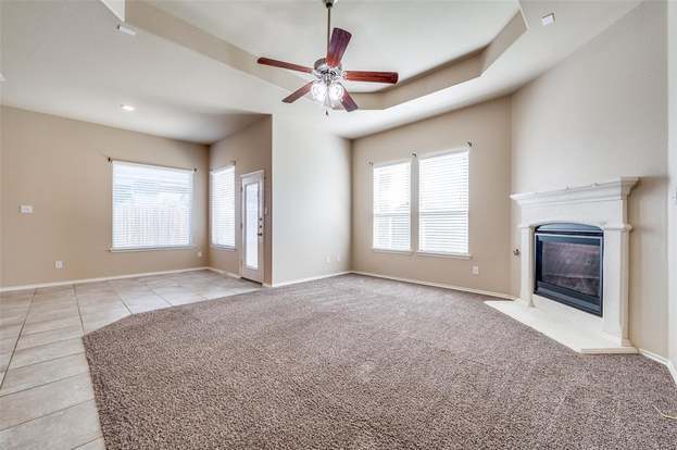 Building Photo - 2025 Lake Vista Dr