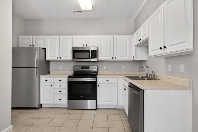 Building Photo - 2510 Friedland Pl