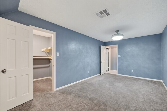 Building Photo - 4901 Burning Tree Dr