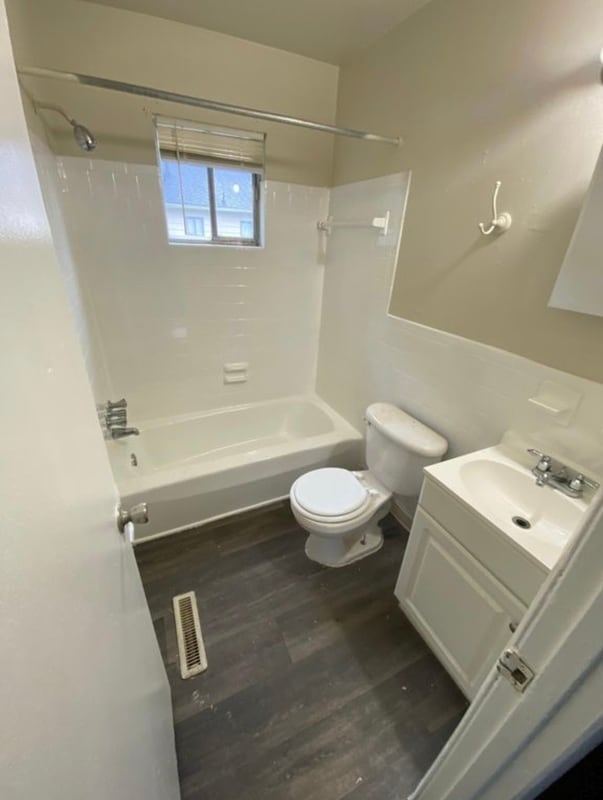 Building Photo - 2201 Williamsburg Rd