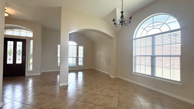 Building Photo - 24926 Ranch Lake Ct