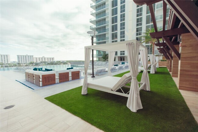Building Photo - 330 Sunny Isles Blvd