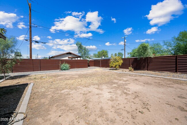 Building Photo - 4019 N 22nd Ave