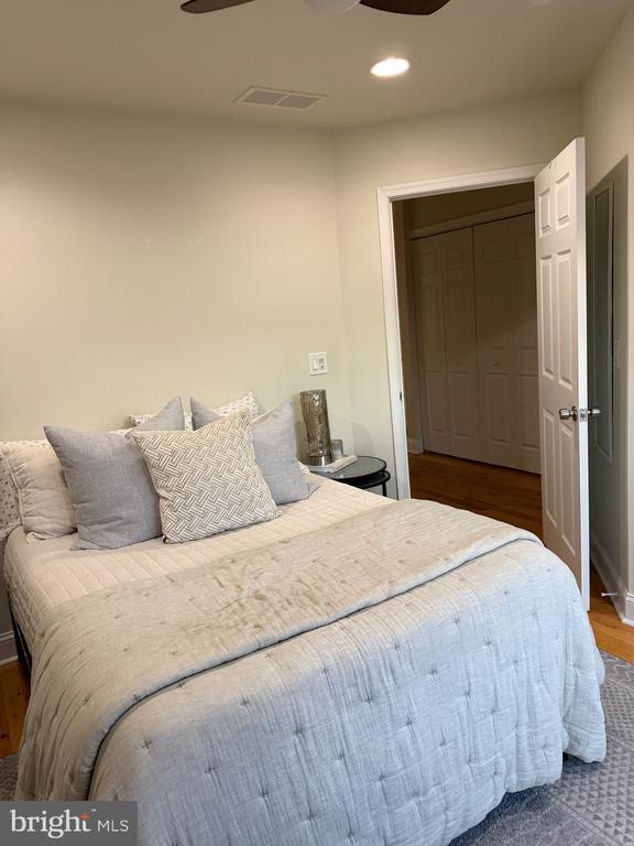 Building Photo - 7851 Nixon St