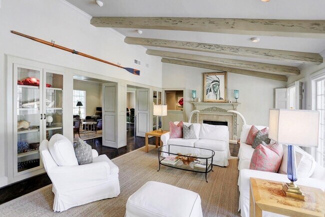 Building Photo - 5508 Candlewood Dr