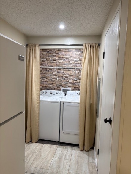 Building Photo - 16652 Rialto Dr