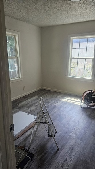 Building Photo - 7956 Hull Ave