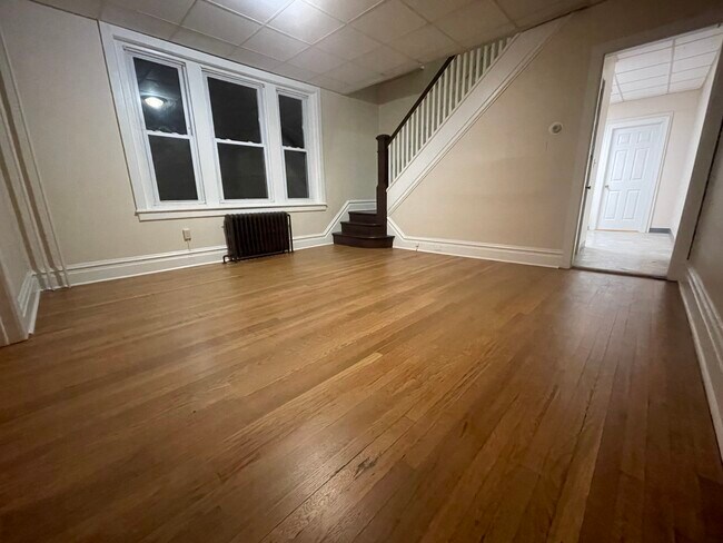 Building Photo - 943 Monocacy St