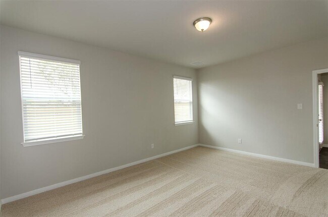 Building Photo - 392 Fall Aster Dr