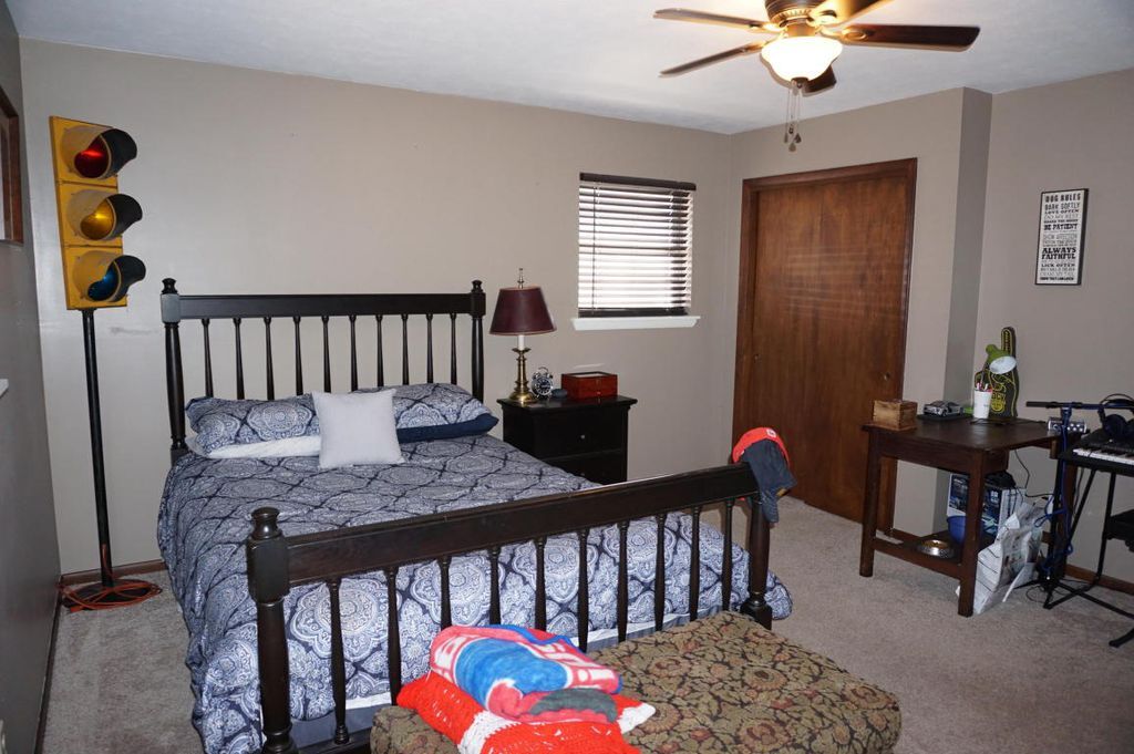 Building Photo - 2536 S McCann Ave