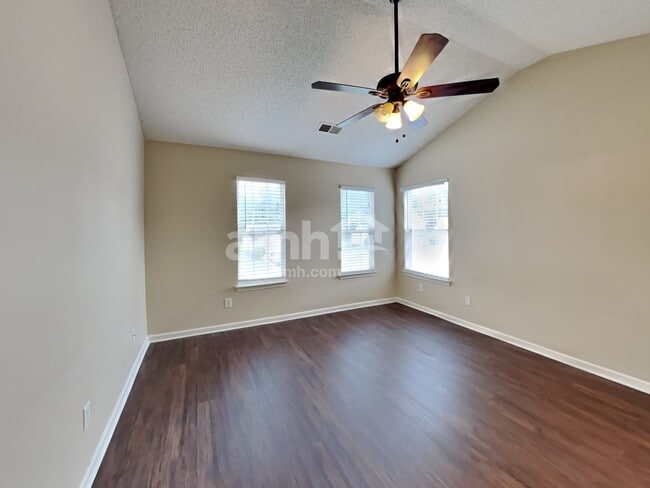 Building Photo - 6333 Goldenblush Cir