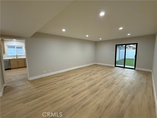 Building Photo - 8561 Marklein Ave