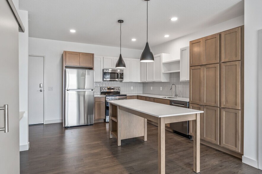 Interior Photo - The Harlan