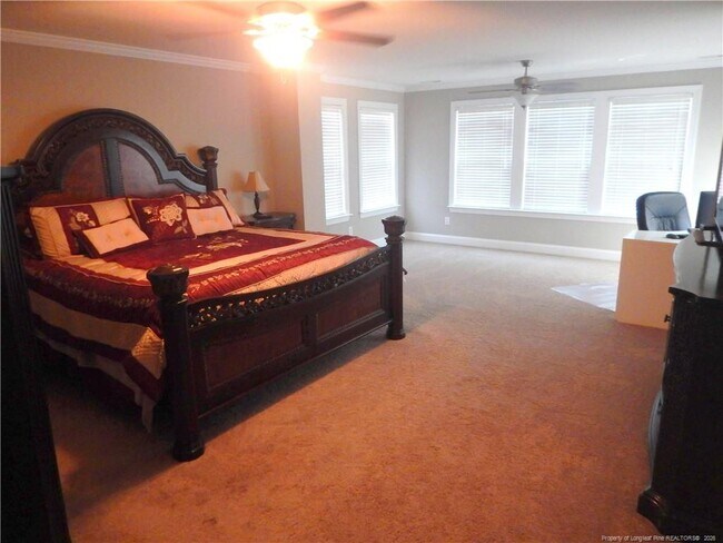 Building Photo - 1437 Vergeland Dr